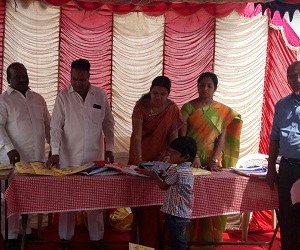 Children Group Image 4