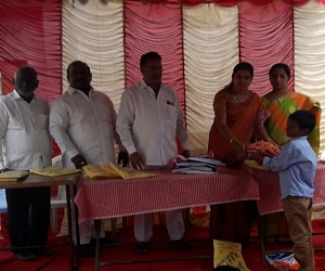 Children Group Image 2