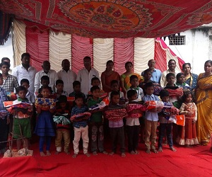 Children Group Image 3